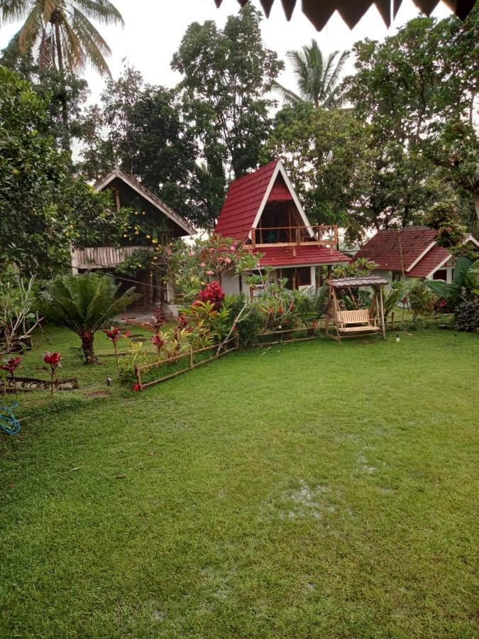 Hakiki Inn Bungalows Tetebatu Esterno foto