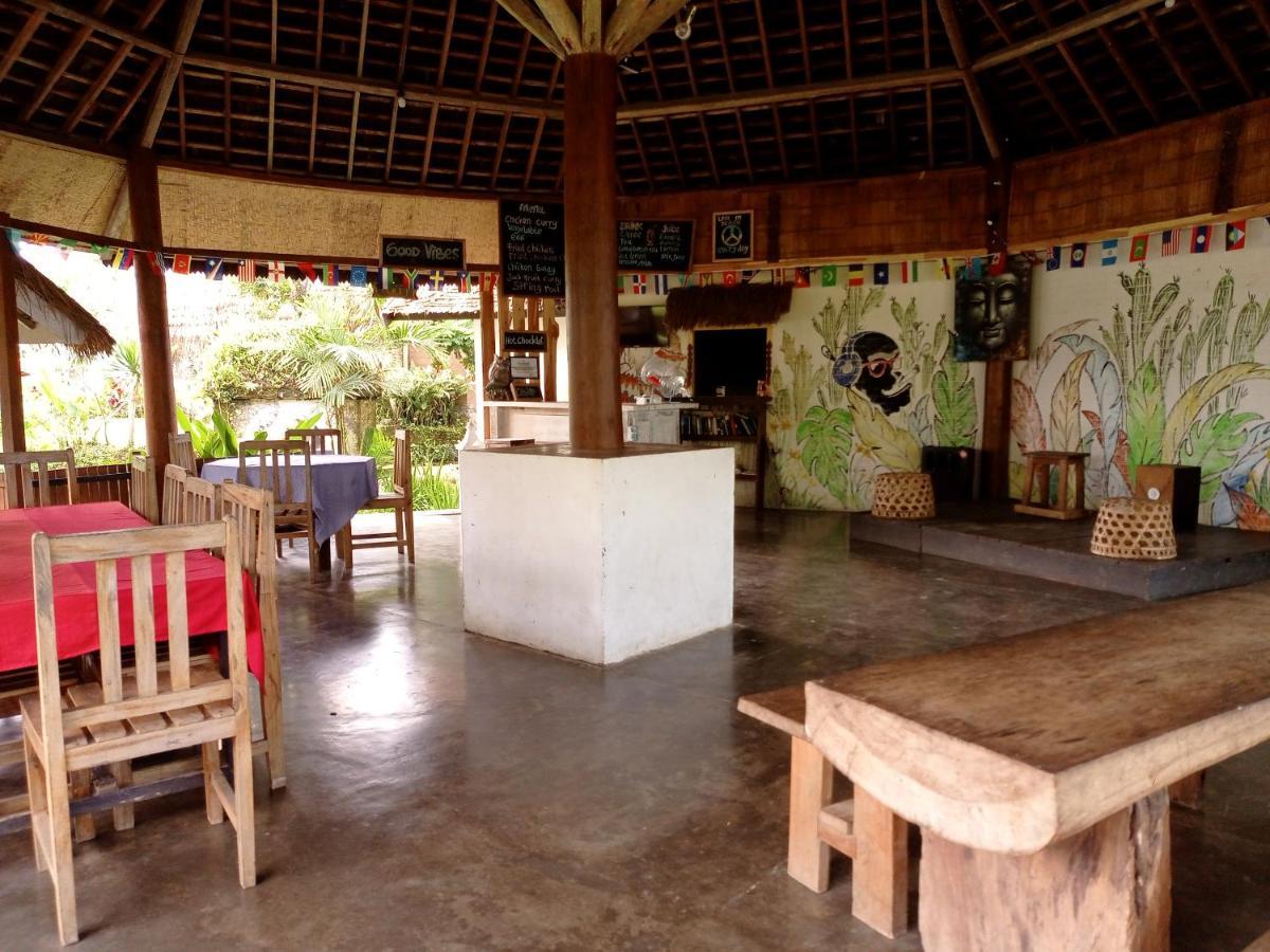 Hakiki Inn Bungalows Tetebatu Esterno foto