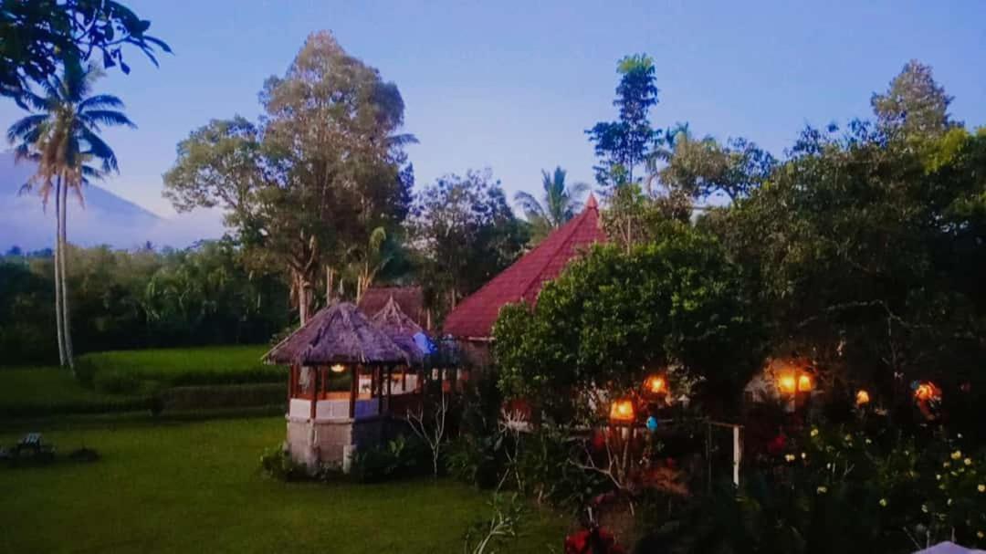 Hakiki Inn Bungalows Tetebatu Esterno foto