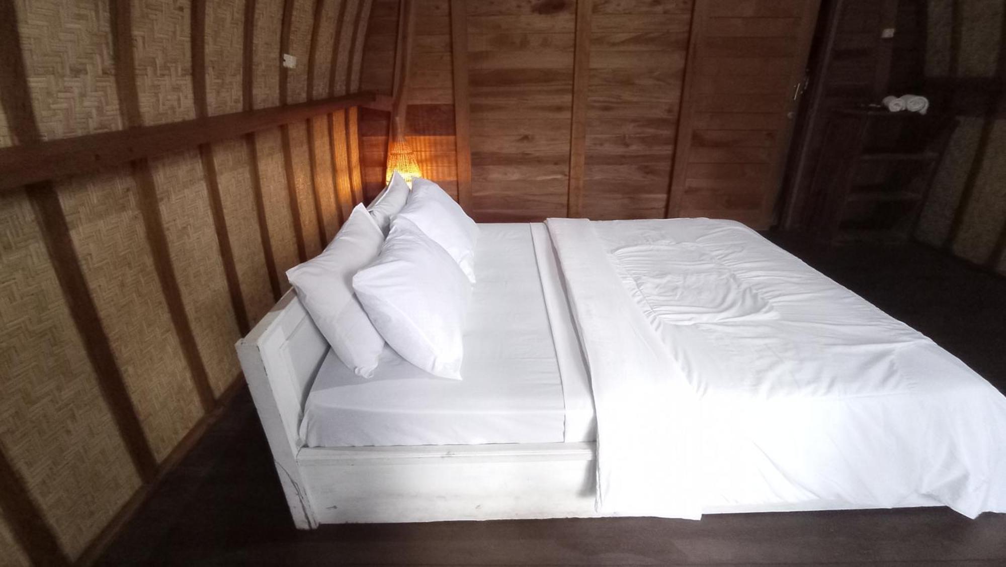 Hakiki Inn Bungalows Tetebatu Esterno foto