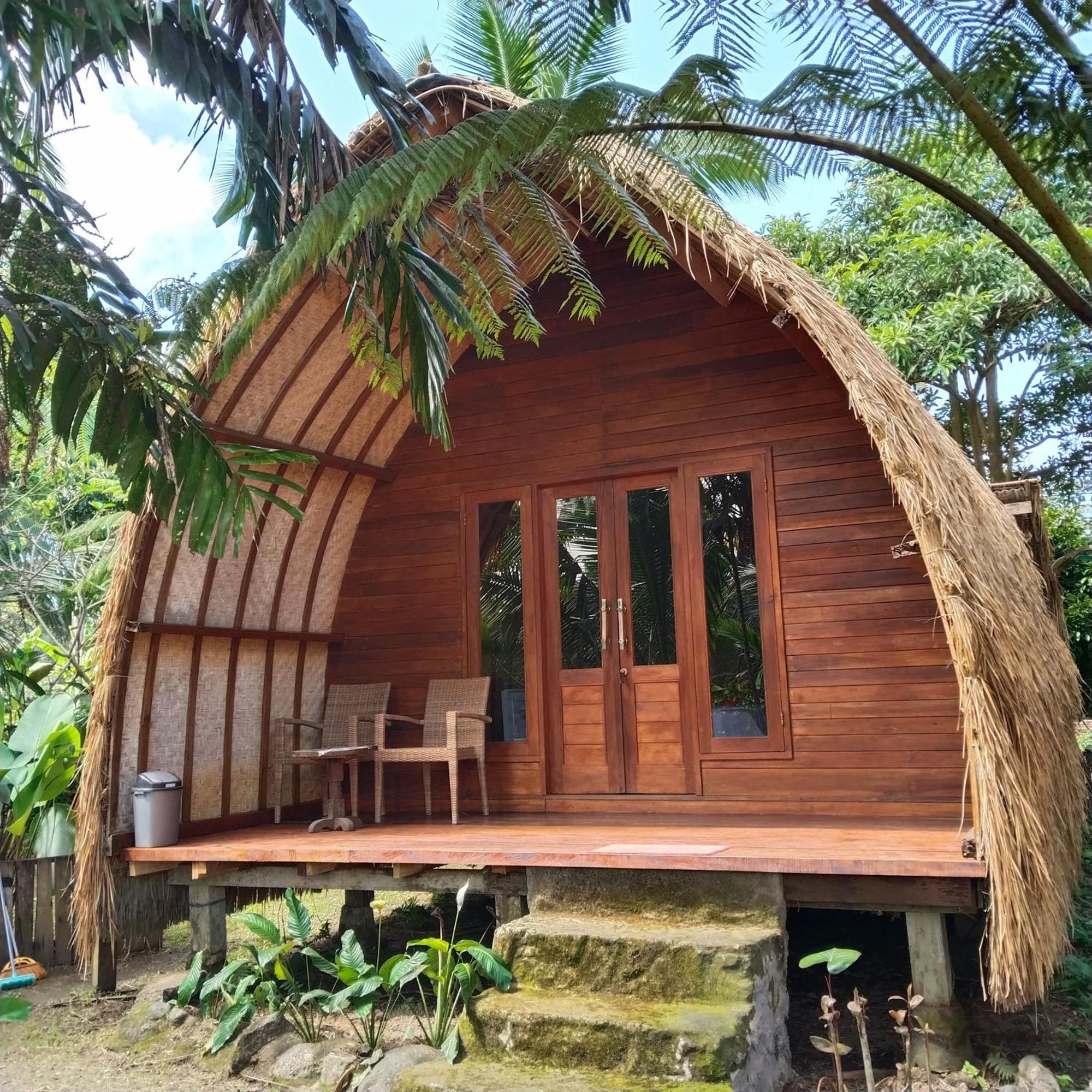 Hakiki Inn Bungalows Tetebatu Esterno foto